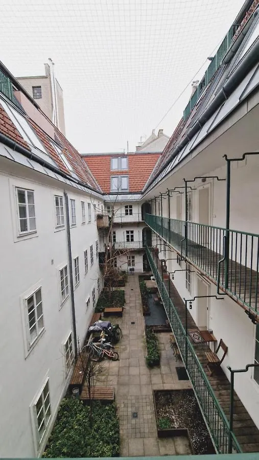 Elegance Apartment Vienna 0*,